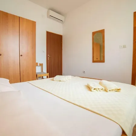 Gostinjska kuća Jasna Slano